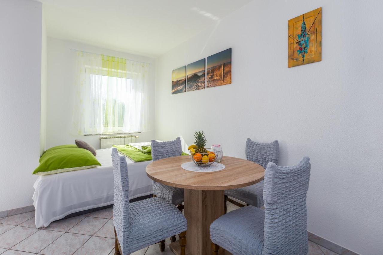 Ferienwohnung App Ruzica Finida Umag Exterior foto